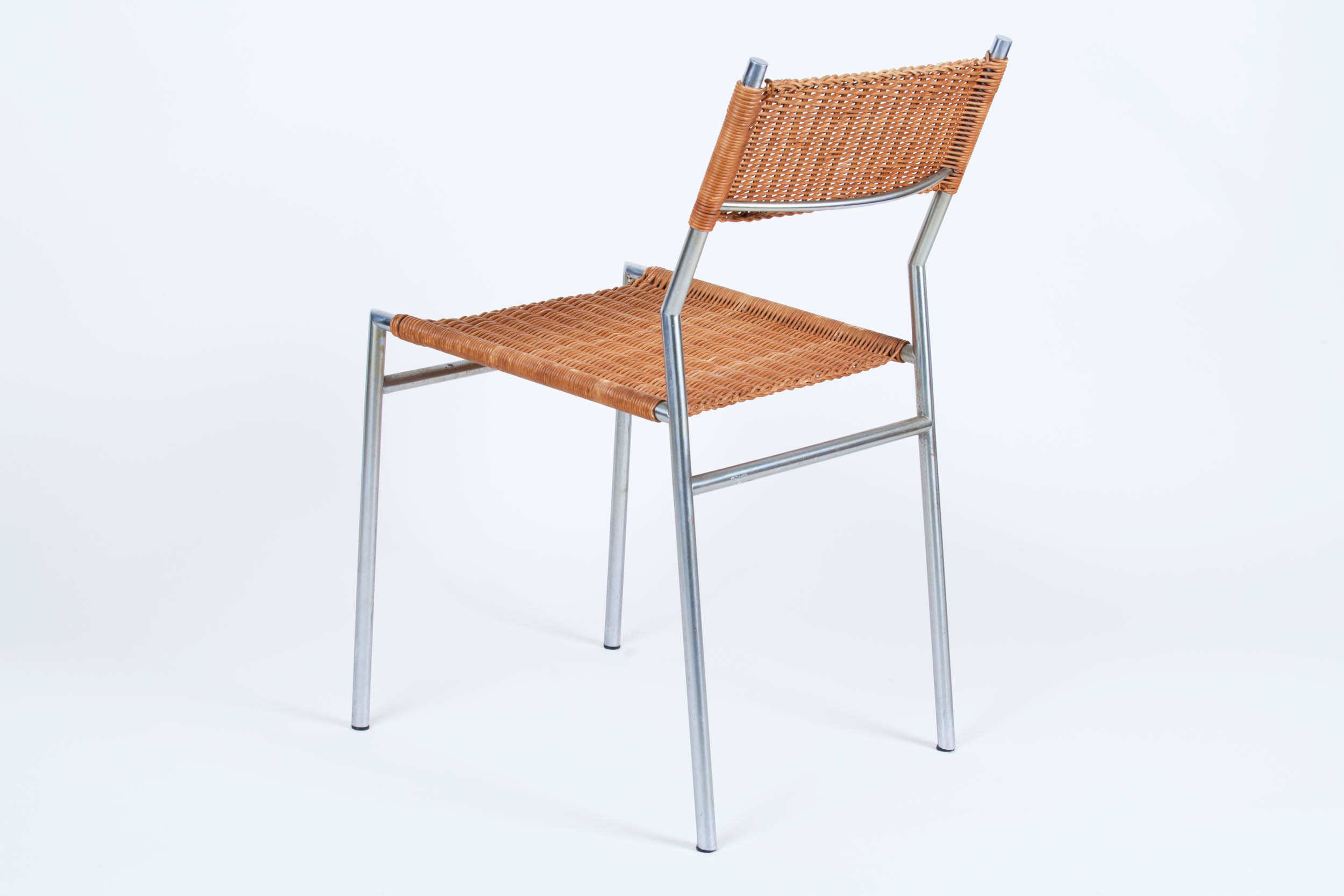 2129 Martin Visser wicker chair 3