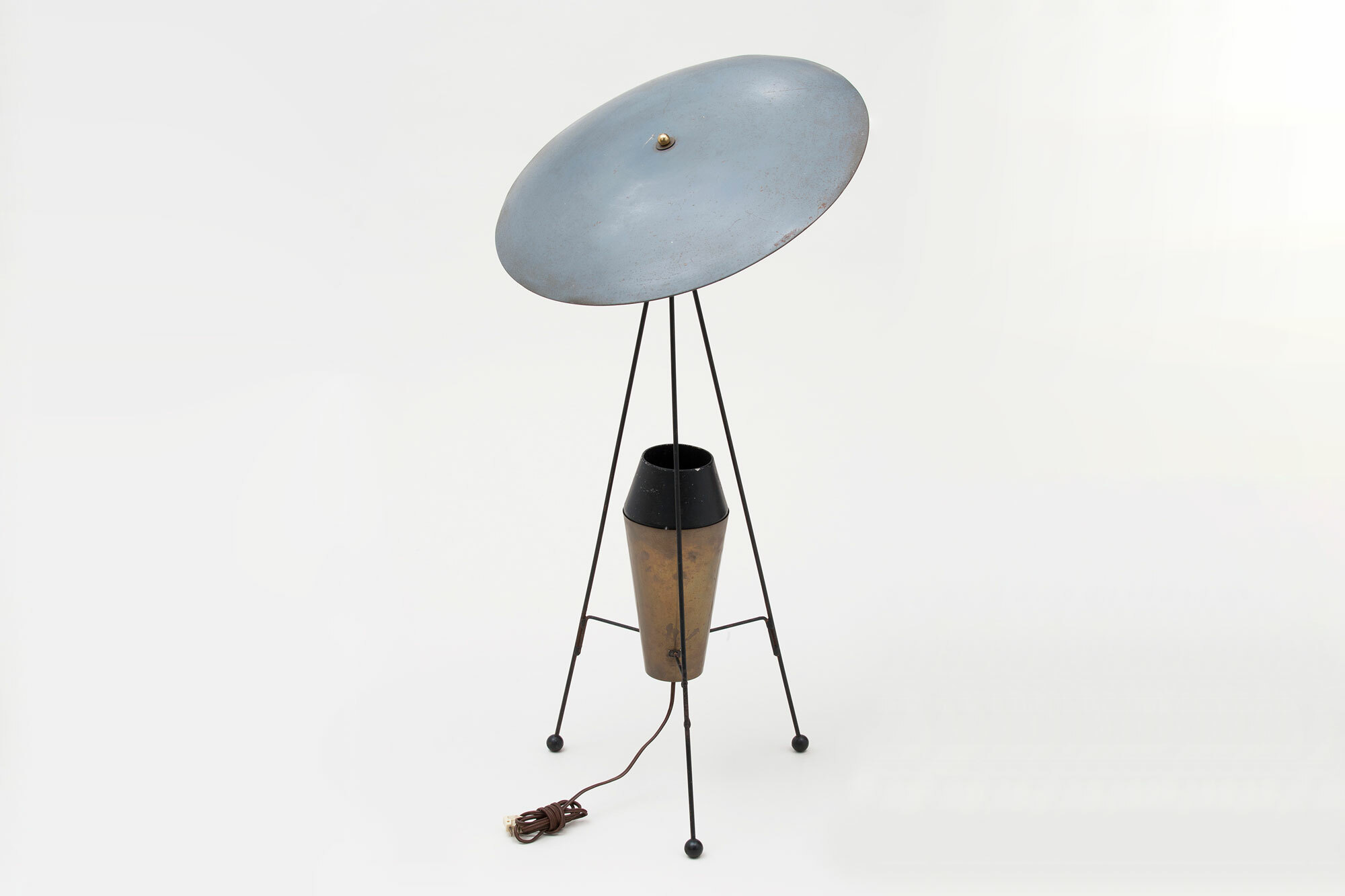 847 AW Geller Lamp